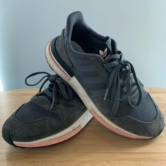 7 Pairs of Adidas Sneakers Size 9.5 main image 6
